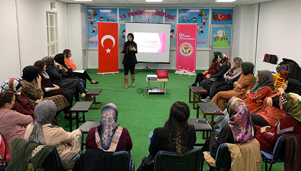 Aile Danışmanı-Eğitimi Esra Özdemir; ÇOCUK EĞİTİMİNDE NELERE DİKKAT EDİLMELİ?
