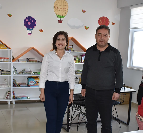 ŞEKER KOKAN BİR OKUL