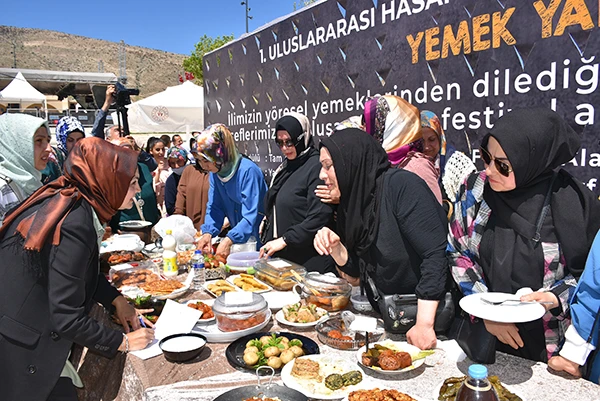 Batman’da tandır festivali gerçekleşti