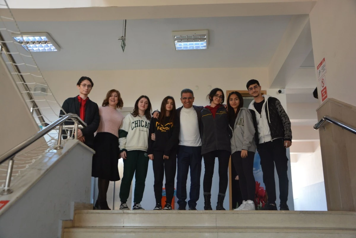 Batman’ın gurur tablosu bu okulda…