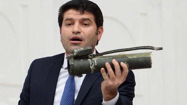 HDP'li Aslan  Meclis kürsüsüne roket atarla çıktı