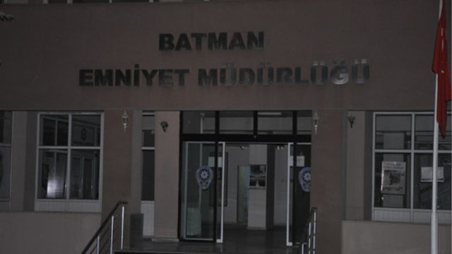 Batman'da 42 Polis Görevden Uzaklaştırıldı