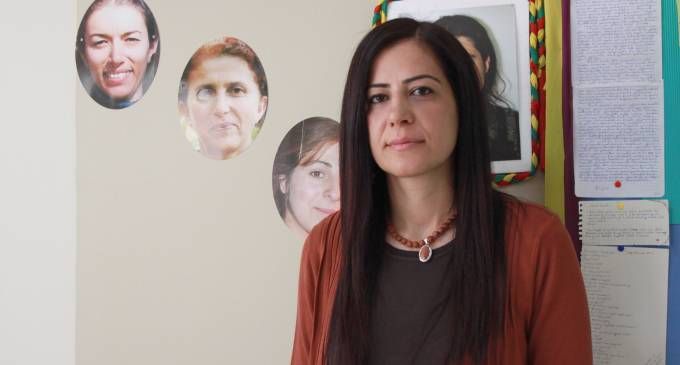 HDP Eski Milletvekili Ayla Akat Ata Diyarbakır'da gözaltına alındı!