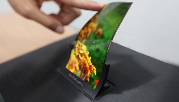 LG katlanabilir telefonu ile Galaxy X’e rakip olacak!