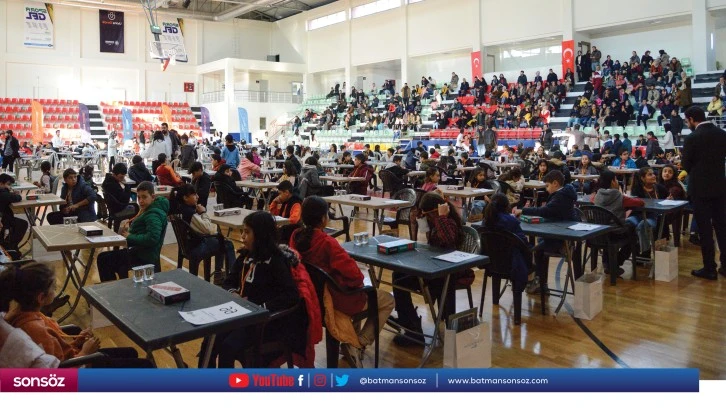 Diyarbakır'da akıl ve zeka oyunları yarışması düzenlendi