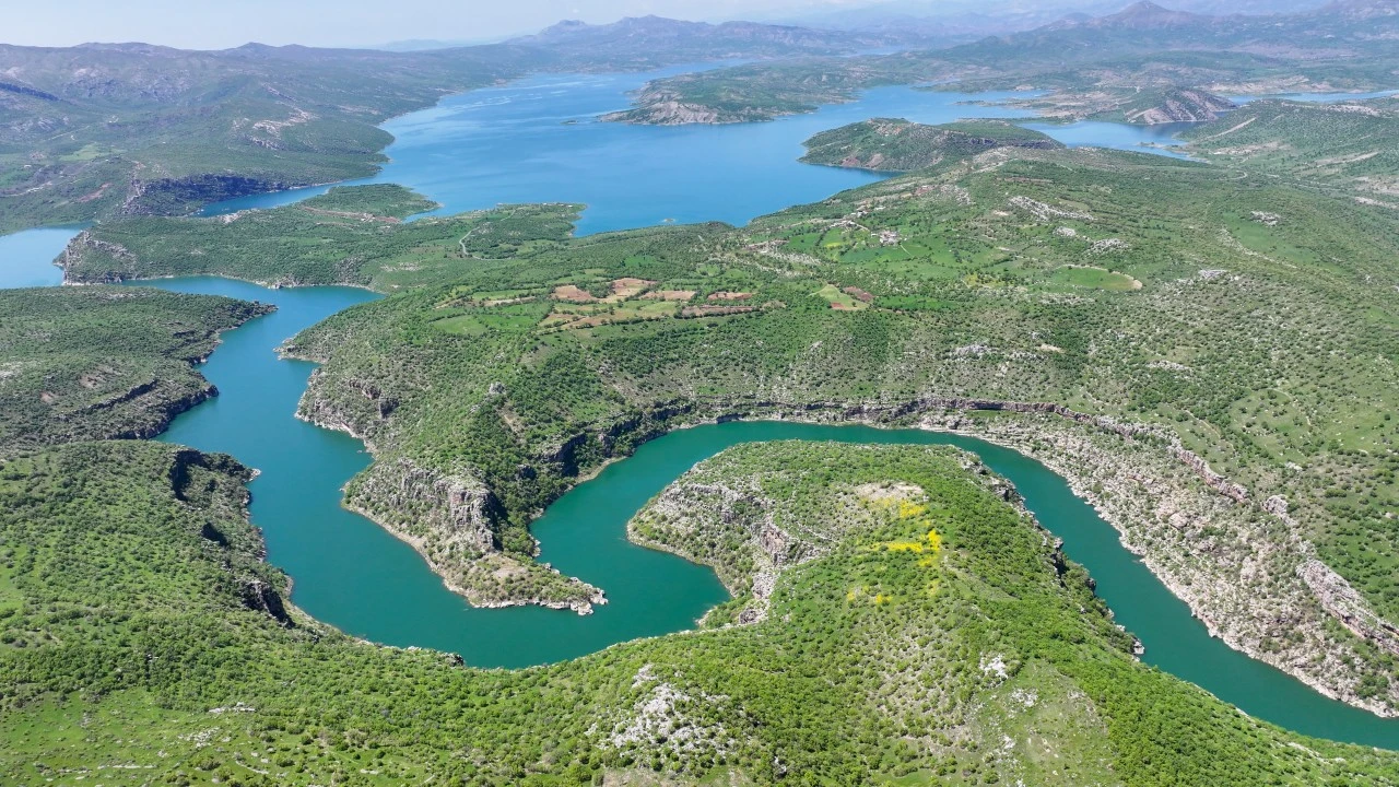 Doğal güzellikleriyle doğa tutkunlarını ağırlıyor