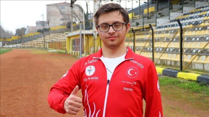 Tekirdağlı genç atlet Emirhan Akçakoca'nın başarısı dikkat çekiyor