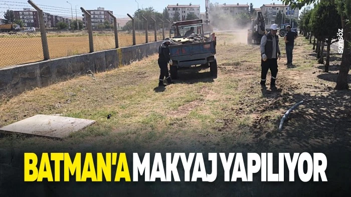 Batman&rsquo;a makyaj yapılıyor