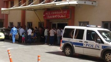 MAYTAP, PARMAĞINDAN ETTİ
