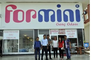 MOBİLYADA KADIN ELİ FORMİNİ&rsquo;DE