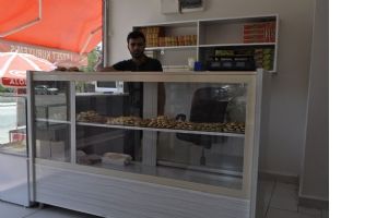 SICAK SİMİT, SARAYDAN ALINIR