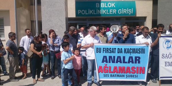 SAĞLIK&Ccedil;ILAR &ldquo;BARIŞ&rdquo; DEDİ