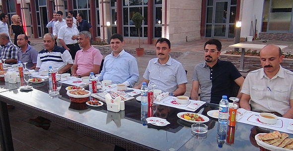 ADSM PERSONELİ, İFTARDA BULUŞTU
