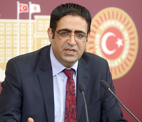 BALUKEN, BATMANLI ASKERİ BAŞBAKAN&rsquo;A SORDU
