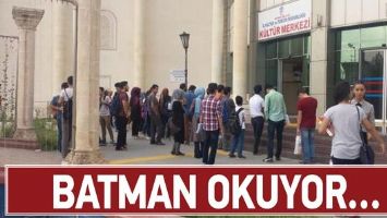 BATMAN OKUYOR...