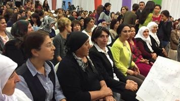 KADIN ADAYLAR, İSTANBUL&rsquo;DA TANITILDI