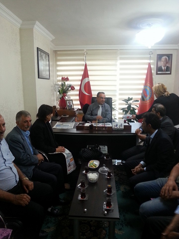 HDP&rsquo;Lİ ADAYLAR, STK&rsquo;LARI ZİYARET ETTİ