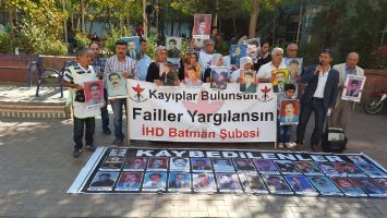 Kayıp yakınları, yine alanlardaydı