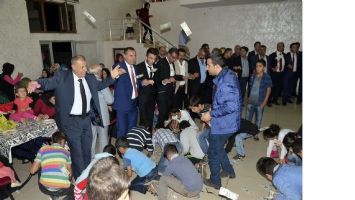CHP&rsquo;LİLER, YAŞAR'IN KIZININ D&Uuml;Ğ&Uuml;N&Uuml;NDE BİR ARAYA GELDİ