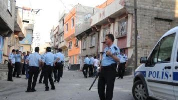 KIZ KA&Ccedil;IRMA MESELESİNE POLİS M&Uuml;DAHALESİ