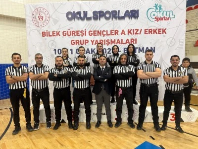 13 ilin bilek g&uuml;reş&ccedil;ileri Batman&rsquo;da yarıştı