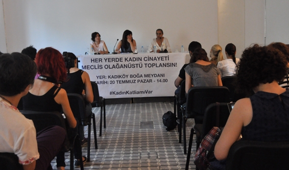KADINLAR, 15 İLDE SAHAYA &Ccedil;IKACAK