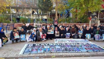 &ldquo;BİZLER, EVLATLARINI ARAYAN AİLELERİZ&rdquo;