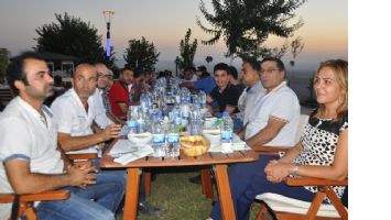 SONSOZ AİLESİ, İFTARDA BULUŞTU