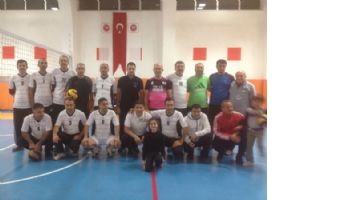 TP&rsquo;NİN PERSONELLERİ VOLEYBOLDA YARIŞACAK