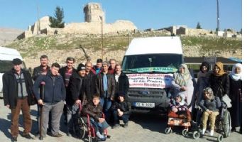 ENGELLİLER HASANKEYF'İ GEZDİ