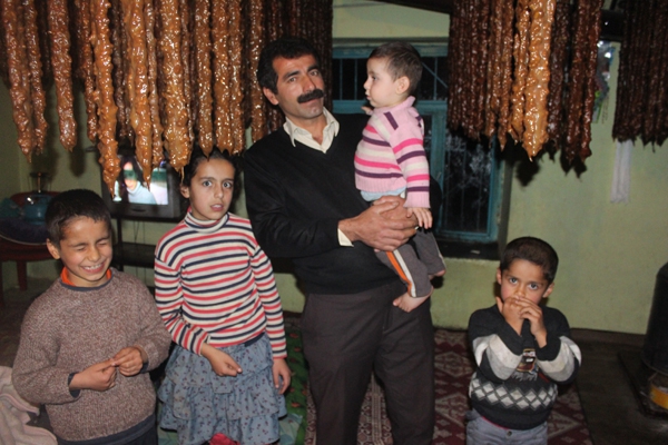 &Ccedil;ATIŞMALI ORTAM ŞARAN &Uuml;RETİCİSİNİ DE VURDU!
