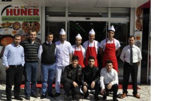 H&Uuml;NER LAHMACUN&rsquo;DA HİZMETTE SINIR YOK...