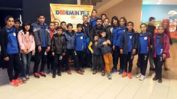 PETROLSPOR&rsquo;LU SPORCULAR SİNEMADA BULUŞTU