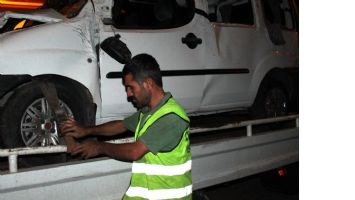 GERC&Uuml;Ş YOLUNDA KAZA: 11 YARALI