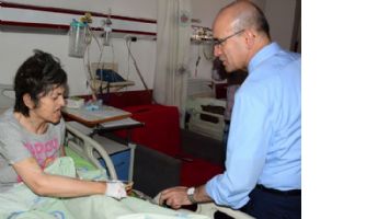BAKAN ŞİMŞEK&rsquo;TEN HASTALARA BAYRAM ZİYARETİ