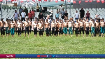 16. Sekapark Altın Kemer Yağlı G&uuml;reşleri s&uuml;r&uuml;yor