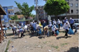 Eşbaşkanlar Karşıyaka&rsquo;da &ccedil;&ouml;p topladı