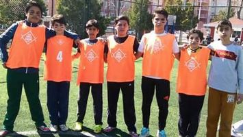 &Ouml;ZEL İRFAN&rsquo;DA FUTBOL R&Uuml;ZG&Acirc;RI