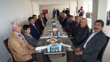KAYMAKAM, KORUCULARLA BİR ARAYA GELDİ