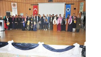 İHL &Ouml;ĞRENCİLERİ ARAP&Ccedil;A&rsquo;DA YARIŞTI