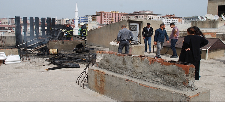 6 KATLI APARTMANDA YANGIN &Ccedil;IKTI!