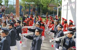 23 NİSAN'I FORD'DA KUTLADILAR
