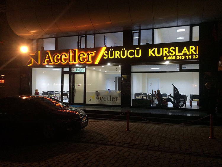 EHLİYETİN 1 NUMARALI İSMİ ACETLER