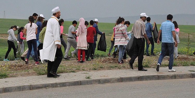 TEMİZLİK KAMPANYASI TOKİ&rsquo;DE START ALDI