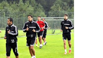 FUTBOLCULARIN PESTİLİ &Ccedil;IKTI!