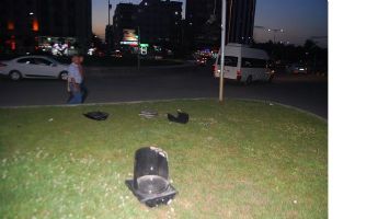 GECE LAMBALARI TAHRİP EDİLDİ