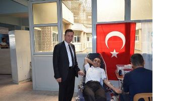 SGK PERSONELİ KAN VERDİ