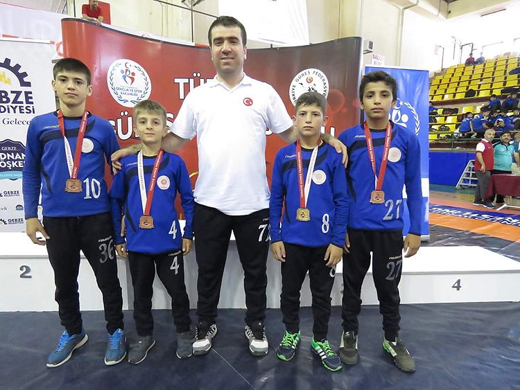 G&Uuml;REŞ&Ccedil;İLER FIRTINA GİBİ ESTİ