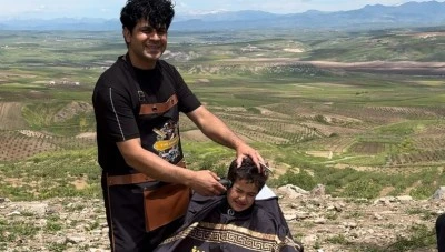 18 Yıllık Berberden &Ouml;rnek Davranış: K&ouml;ylerde &Uuml;cretsiz Tıraş Hizmeti