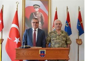VALİ, GARNİZON VE JANDARMA KOMUTANLIĞI&rsquo;NDAYDI